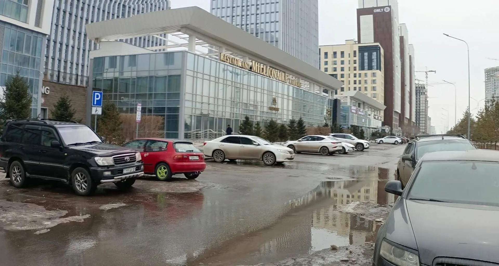 Orynbor Towers Apartment Nur-Sultan  Kazakhstan